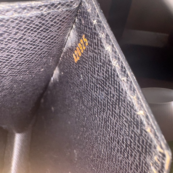 Louis Vuitton concord bag Black with gold hardware epi leather - Picture 10 of 11